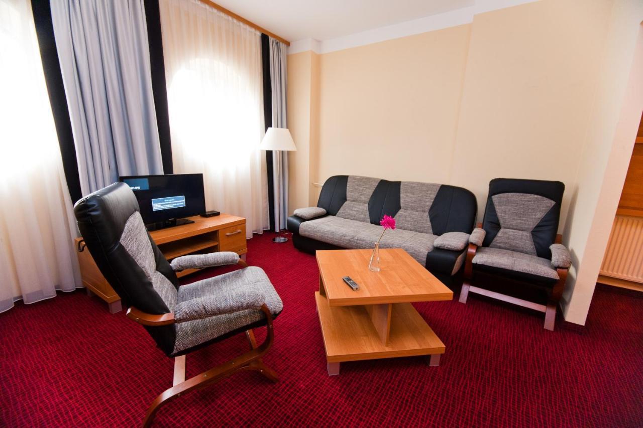 Hotel Malinowski Business Gliwice Exteriör bild